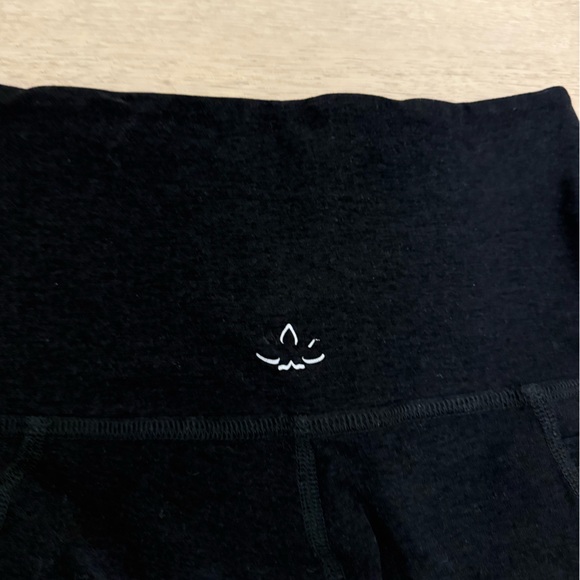 Beyond‎ Yoga Zip Boulevard Leggings Small - Picture 8 of 8